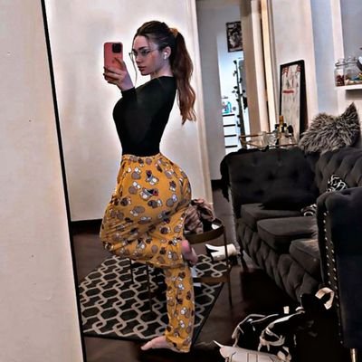 argentrola_'s profile picture. Roleplayer limitless