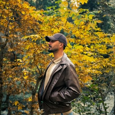 furqaan_farooq's profile picture. goof, who is in love with his homeland. کشمیر  / 
cinema , mountains and football. #halamadrid