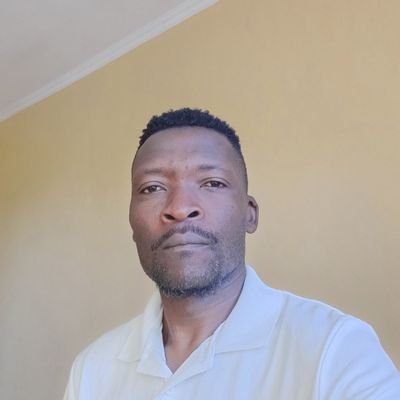 AndrewSaka87404's profile picture. 