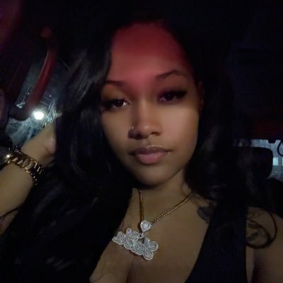 Yaboogs's profile picture. 