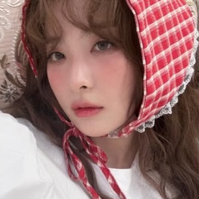 hanniedust's profile picture. soy anti de jh top y amante #1 de dust