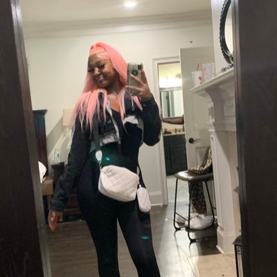 iluvbirdboy400's profile picture. 