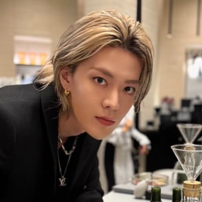 butterflyto_yu's profile picture. only for my butterfly YUTA🦋 #YUTA #유타
