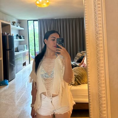 Adriana8119048's profile picture. 