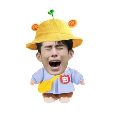 cuwapex's profile picture. tadinya bckp @.ribluck🐥 sekarang jadi h u n t e r juga karena blio lebih milih ikut melon 😌