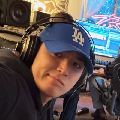 nineokay's profile picture. Hot 뜨거뜨거 hot not 떡복이 🐶 04s