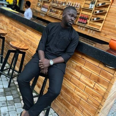 Ebukajb_'s profile picture. No 9 ola ayeni Street, Shop D5 Platinium plaza 2, Computer Village Ikeja,llGADGETS VENDOR||RC:8919719|| https://t.co/WGf7O2W7o3