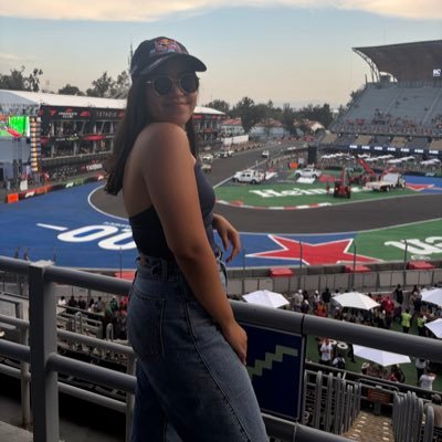 Daniela_qd's profile picture. Soy tu tía que no sabe usar Twitter pero aquí anda