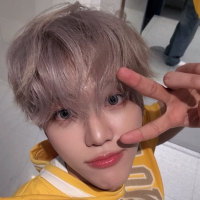 ihchanz's profile picture. escribo y pienso para encontrar un sentido