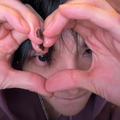 TwoHyuks's profile picture. satu HJ 🙈, dua HJ 🥟

#BudayakanMembaca