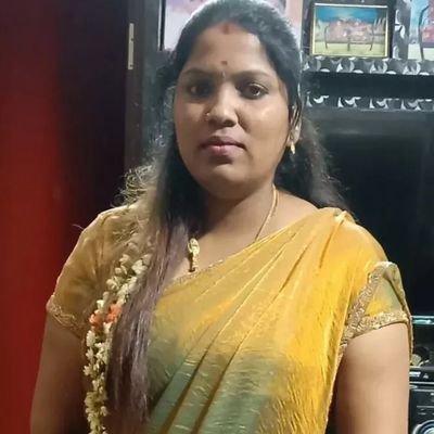 SathyaM883420's profile picture. குடும்ப பெண்
