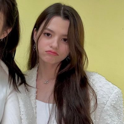 LeslieGari81488's profile picture. 