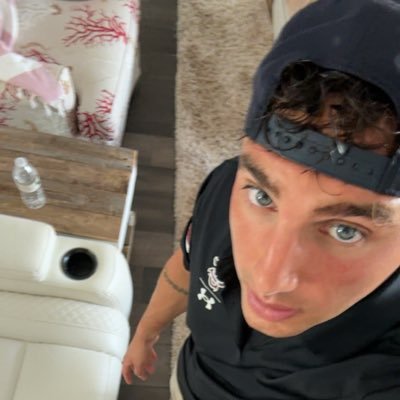 CarnivaleRyan's profile picture. Real Estate | Fitness | Follower of Christ