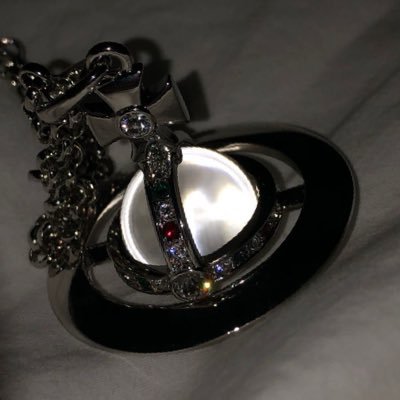 BornWithAnger's profile picture. 𝙬𝙝𝙚𝙣 𝙄 𝙜𝙚𝙩 𝙜𝙚𝙚𝙠𝙚𝙙 𝙄 𝙩𝙪𝙧𝙣 𝙞𝙣𝙩𝙤 𝙖 𝙖𝙣𝙞𝙢𝙖𝙡