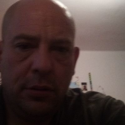 VilAirDevils's profile picture. Sen je sen a Elon Musk je Boss