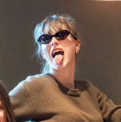 torturedmai's profile picture. call it what you want | @gracieabrams