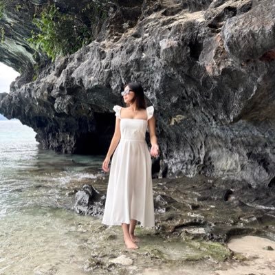 jstnbsl_'s profile picture. luna 🌙