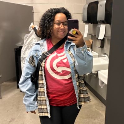 ciaaara_'s profile picture. free heart, free mind. 1922 | KSU Alumna