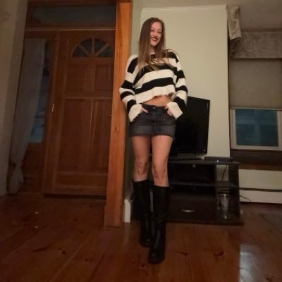 snydaho's profile picture. your favorite tweeter's favorite tweeter :) 💋✨🌱🌙🔮 a master of karate and friendship for everyone