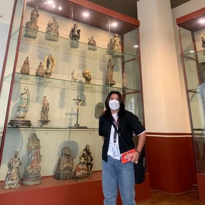 rhesctln's profile picture. rb21 hater