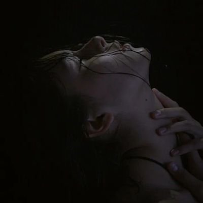 esclave_zero's profile picture. | 𝓑𝓮𝓷𝓮𝓪𝓽𝓱 𝔂𝓸𝓾𝓻 𝓰𝓪𝔃𝓮  _ Fem slave _