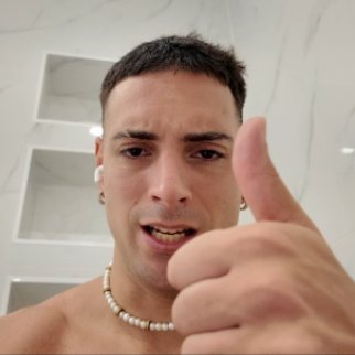 coscutv's profile picture. 