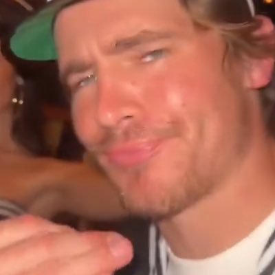 Pho3n1xstone's profile picture. Chase Elliott fan | LA Chargers fan | #Di9 #Boltup | alt acc @PHX_31 | Sig Semper Tyranus | WHOS GOT IT BETTER THAN US⚡️|#noelevators | Ryan leaf Stan