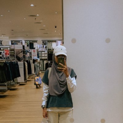 jihanandira_'s profile picture. just sharing about what i love with..