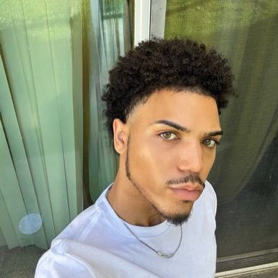 __1kyree's profile picture. 