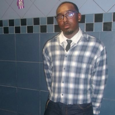 ilykarlio's profile picture. 