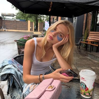 HHiefnar22253's profile picture. A bite of bliss.