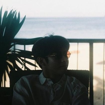 kntllnjah's profile picture. 