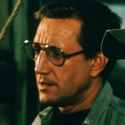 miauwortzik's profile picture. 🍭🐛@miauzak alt! spam & doodles .....✏️
big into music, movies, old hollywood & more ¿;