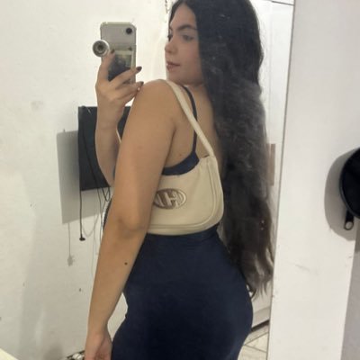 suznness's profile picture. Minha opinião só é válida durante 24horas