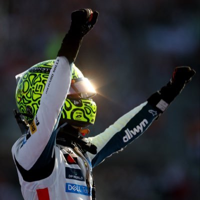 FORMULAFOURS's profile picture. 