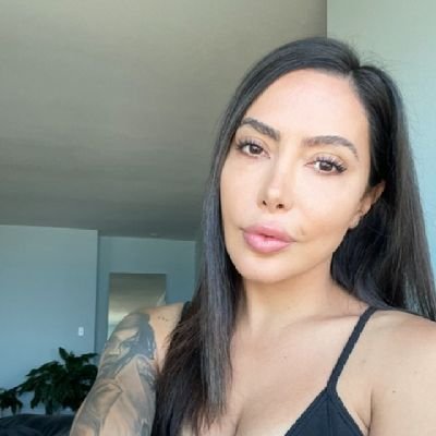 OthmanLina17086's profile picture. 