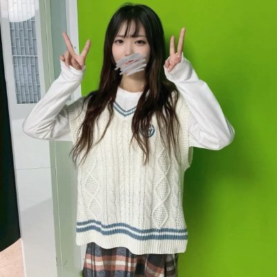 mikumi_06m's profile picture. 19歳。千葉 | 大学生1ねんめ🫧どこかの輪っかが500円玉より大きいせいで人生詰みました🥺