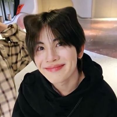 Hiyoo_Ch's profile picture. 💚𝒮𝓉𝓊𝒸𝓀 𝒾𝓃 𝓉𝒽𝑒 𝓇𝒶𝒾𝓃 🩷 FirstOne's mommy
#Tlefirstone