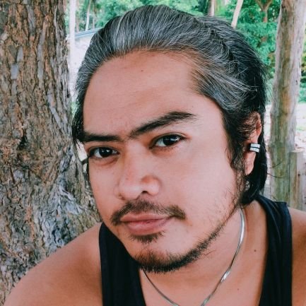 chinoerrr's profile picture. RAgr
Plant Doctor
Bipolar
Part-time alcoholic
Furdad
🏖️