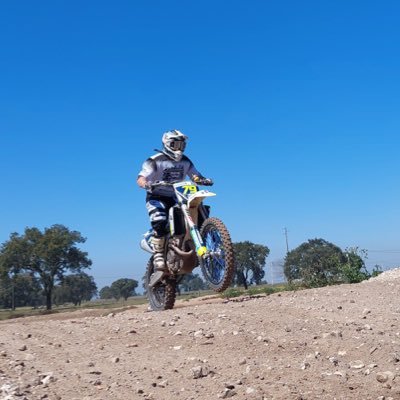 varelaaaa17_'s profile picture. 