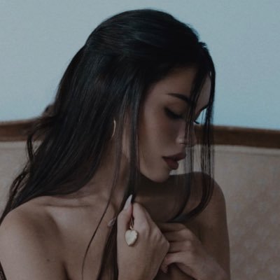 beersinsider's profile picture. madison beer's album 'locket' out january 16th!