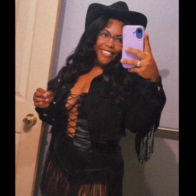 Cora_Lacole's profile picture. • X.VII.MMXIX - Maliah Brielle 🧸💛