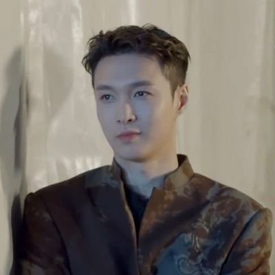 ziii12477's profile picture. exol ot9 (fan account)