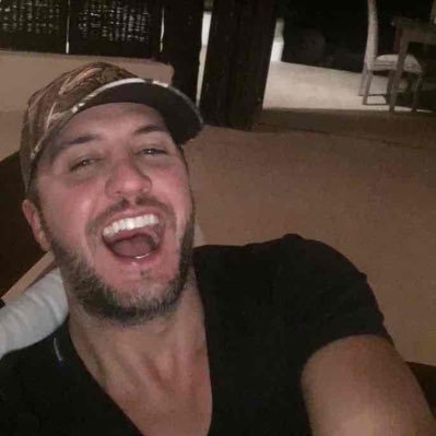 luke_bryan1148's profile picture. 