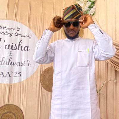 mcihajji's profile picture. Master of Muslim Ceremonies | Muslim Actor | Hajj & Umrah Agent | Car Dealer | Chelsea FC Fan