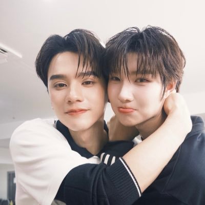 KH_NPNP's profile picture. 