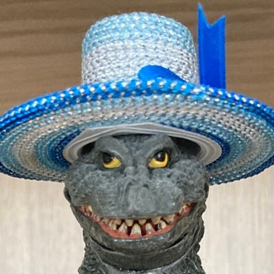 kntmrngoji's profile picture. 地方から上京してきた大学生（20歳）です。大学で学んでいるのは考古学。高校時代は部活で地層と化石を研究していました。怪獣、妖怪、怪物、クリーチャー、SF、ストップ・モーション特撮、レトロ恐竜、朝日ソノラマ版「宇宙船」、考古学、地学（特に古生物学と地質学）の大ファン！よろしくお願いします！