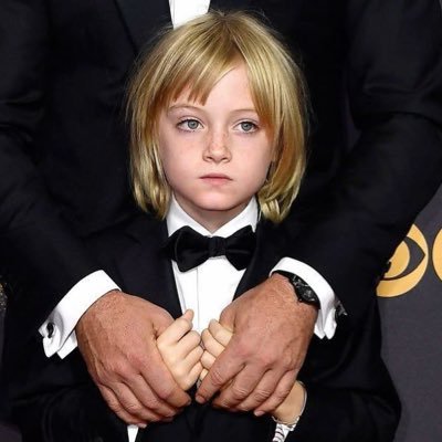 u_tugai's profile picture. 幻覚