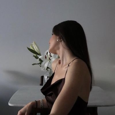 EvaEva93057697's profile picture. I am single