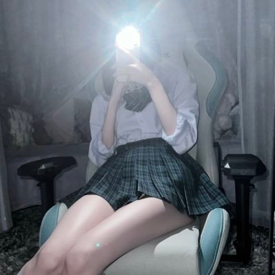 NeurotossinaEU's profile picture. いえでしたい 親嫌い